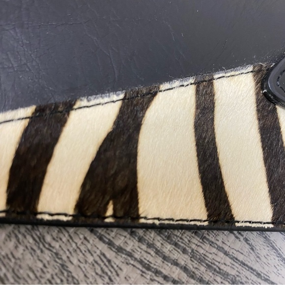 Chico’s Black Leather Zebra Print Calf Hair Belt - Picture 4 of 14